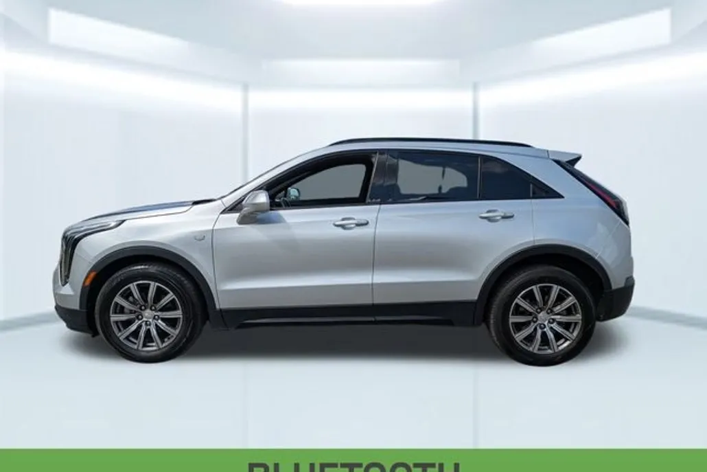 2019 Cadillac XT4 Sport photo 1