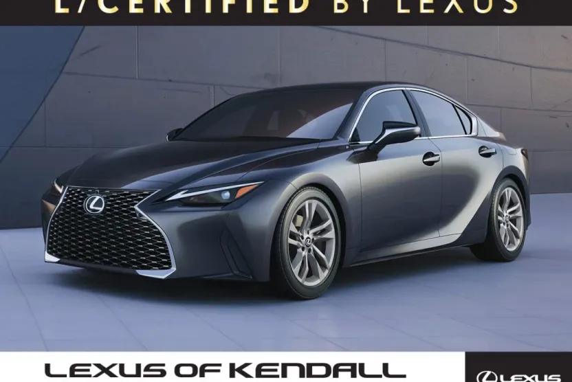 2023 Lexus IS 300 photo 1