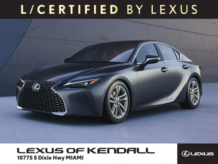 2023 Lexus IS 300 photo 1