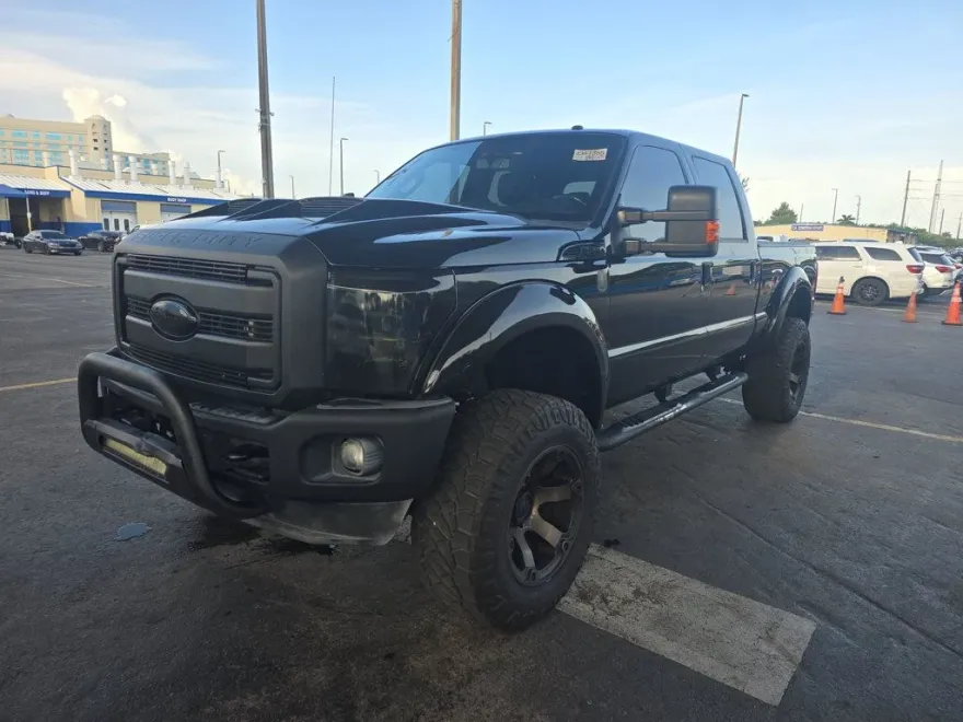 2014 Ford F-250 Lariat photo 1