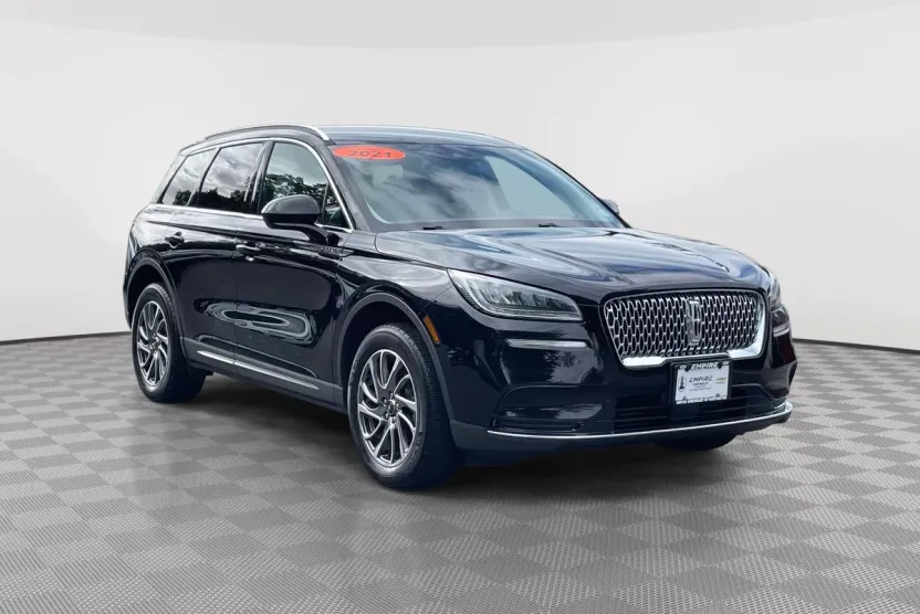 2021 Lincoln Corsair Standard photo 1