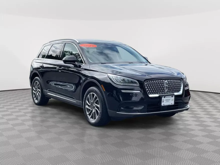 2021 Lincoln Corsair Standard photo 1