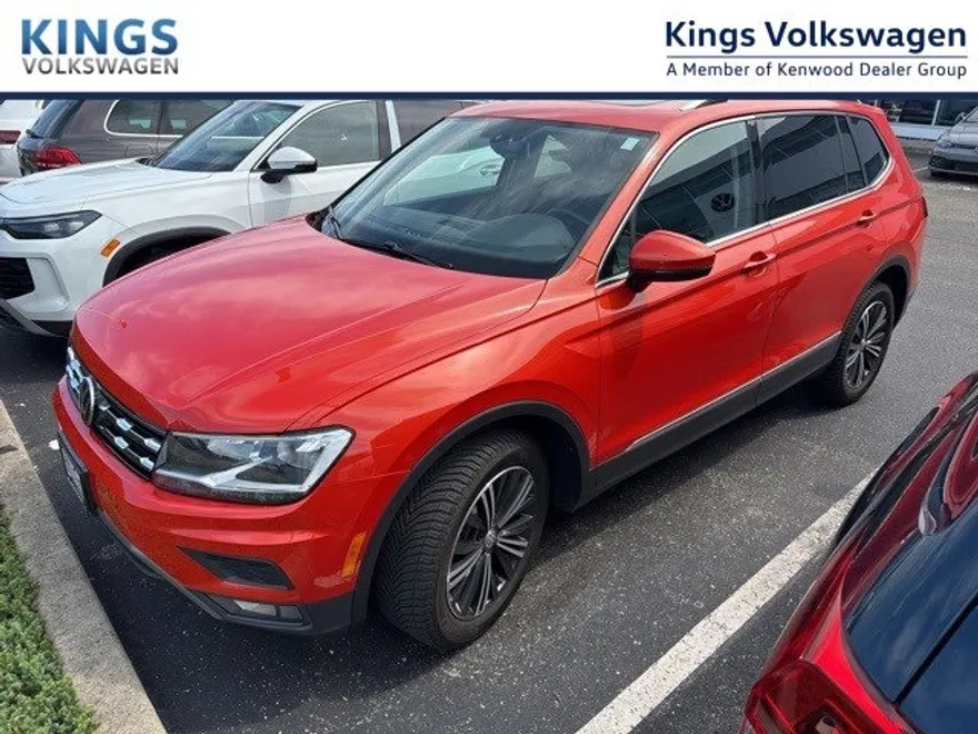 2018 Volkswagen Tiguan SEL photo 1