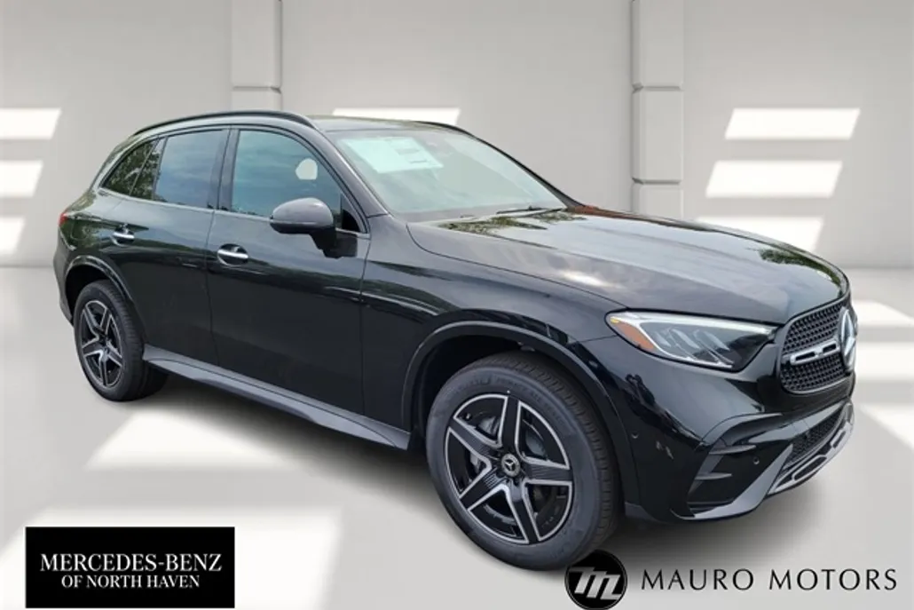 2025 Mercedes Benz GLC 300 4MATIC photo 1