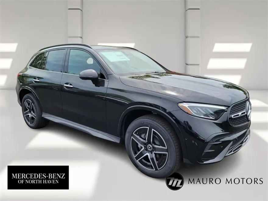 2025 Mercedes Benz GLC 300 4MATIC photo 1