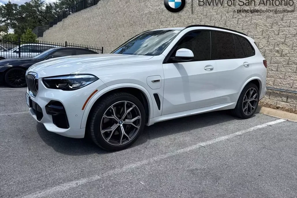 2022 Bmw X5 xDrive45e photo 1