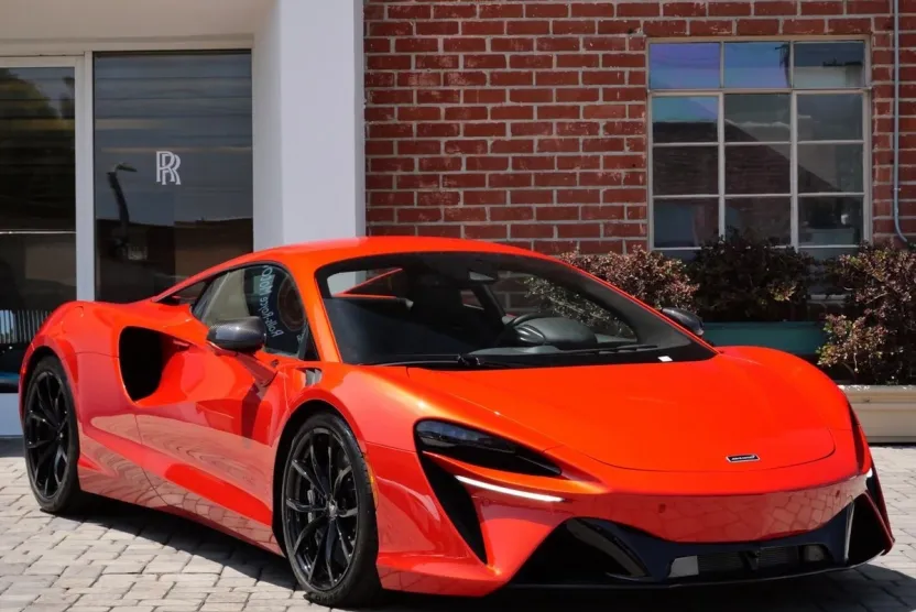 2023 Mclaren ARTURA photo 1