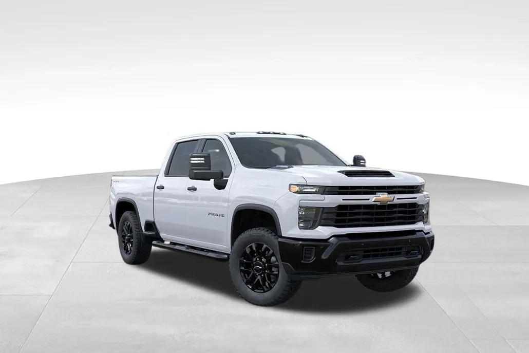 2025 Chevrolet Silverado 2500HD Custom photo 1