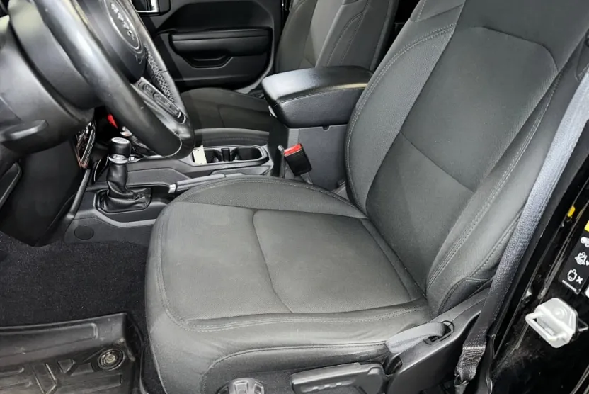 2021 Jeep Wrangler Unlimited Sport Altitude photo 1