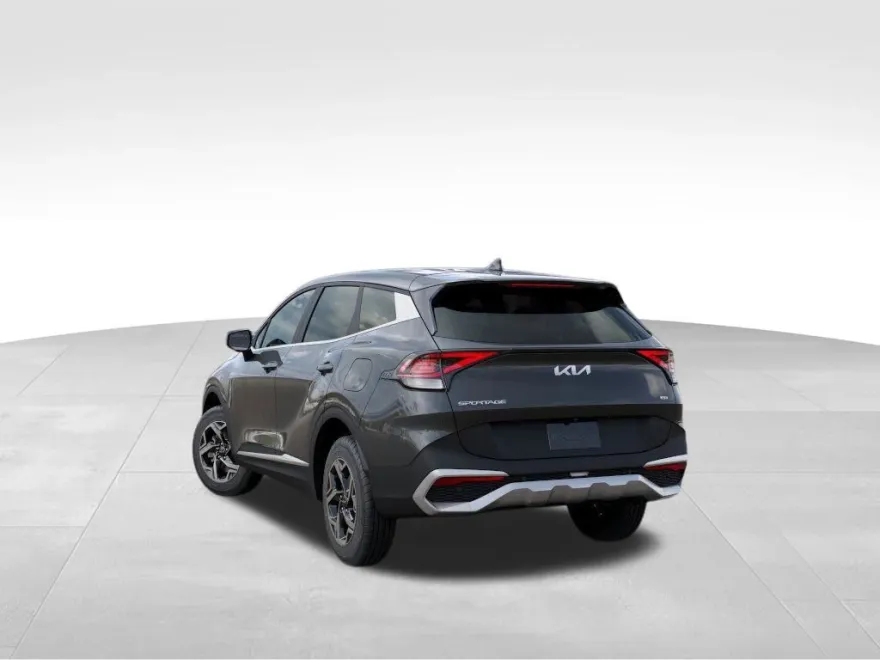 2024 Kia Sportage LX photo 1