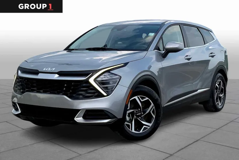 2024 Kia Sportage LX photo 1