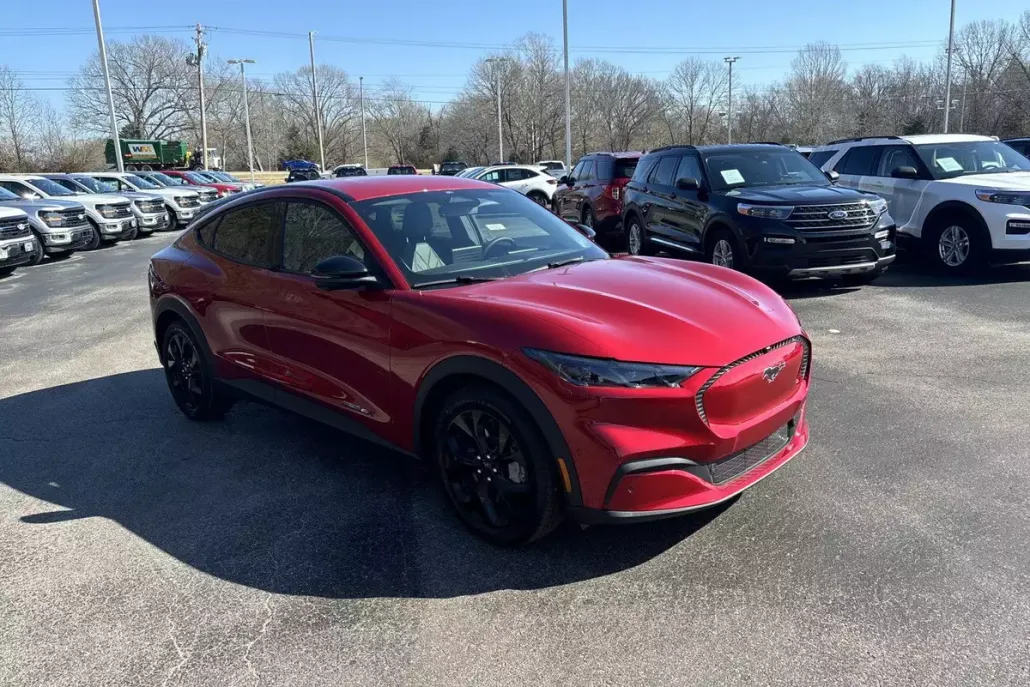 2024 Ford Mustang Mach-E Select photo 1