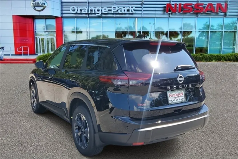 2026 Nissan Rogue SV photo 1