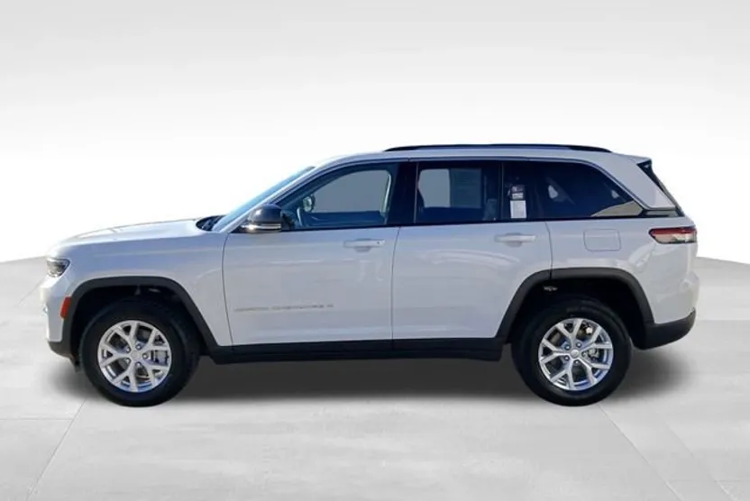 2023 Jeep Grand Cherokee Limited photo 1