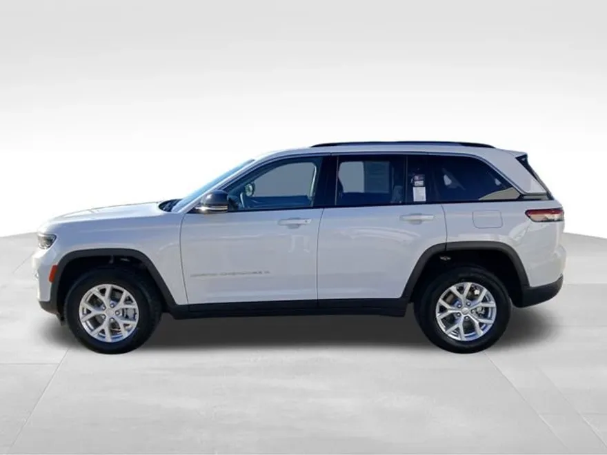 2023 Jeep Grand Cherokee Limited photo 1