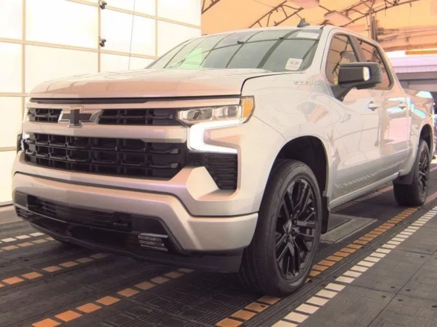 2022 Chevrolet Silverado 1500 RST photo 1
