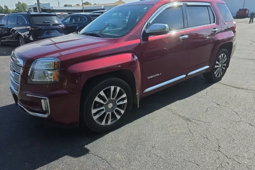 2017 Gmc Terrain Denali photo 1