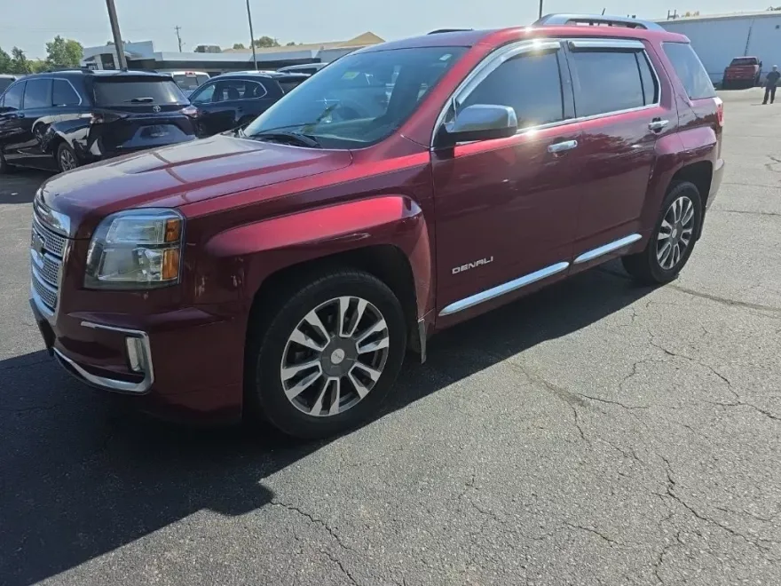 2017 Gmc Terrain Denali photo 1