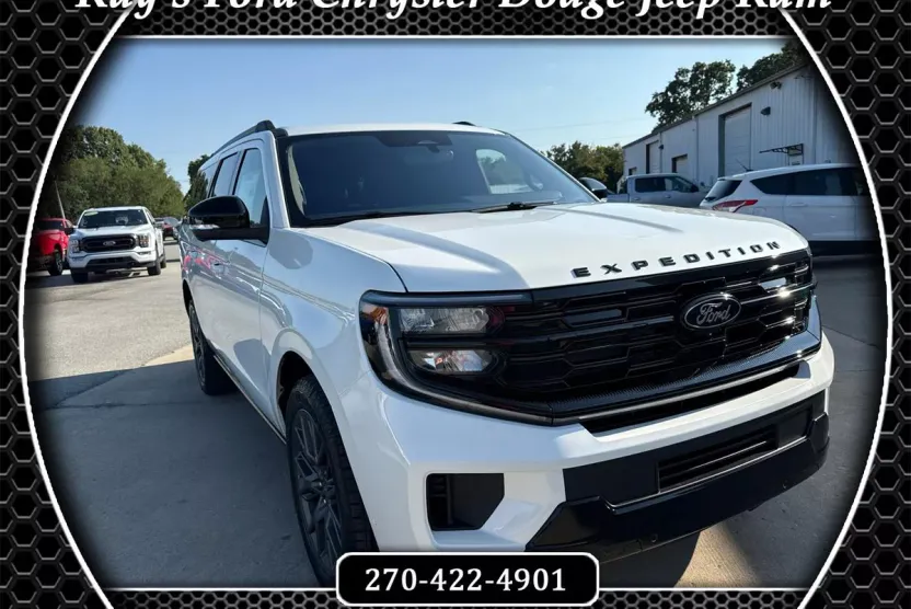 2025 Ford Expedition MAX Platinum photo 1