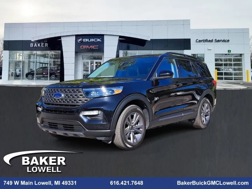 2022 Ford Explorer XLT photo 1