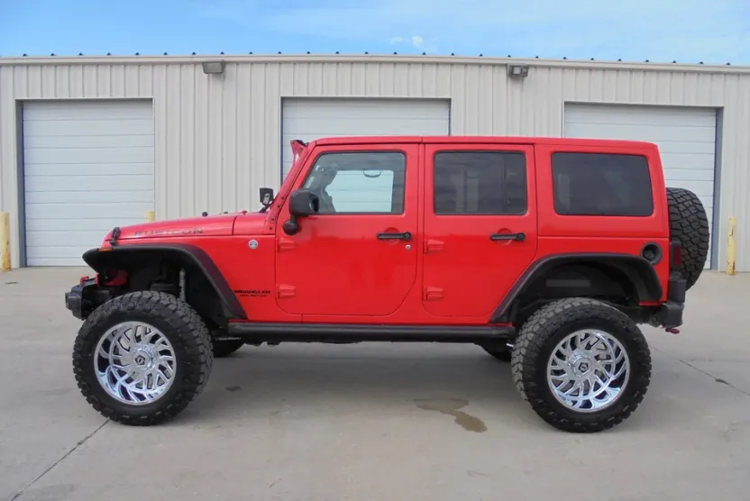 2013 Jeep Wrangler Unlimited Rubicon photo 1