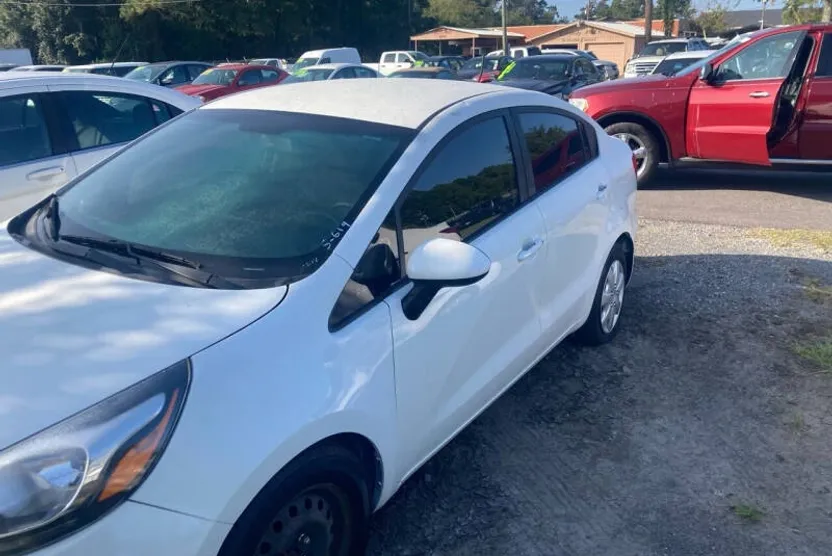 2016 Kia Rio LX photo 1