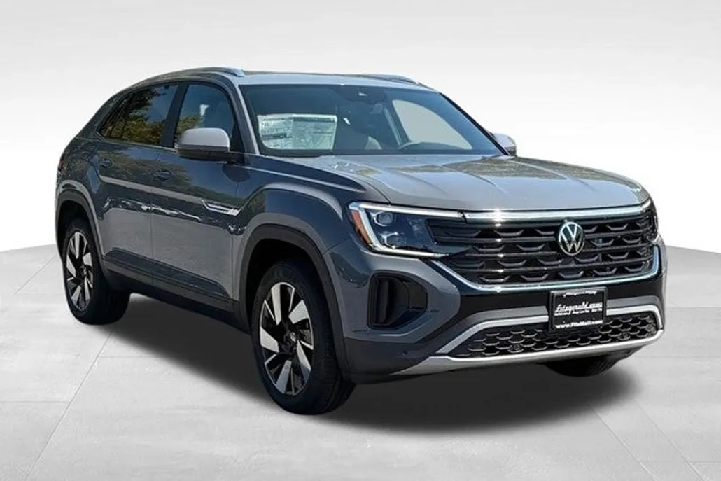 2026 Volkswagen Atlas Cross Sport SE Technology photo 1