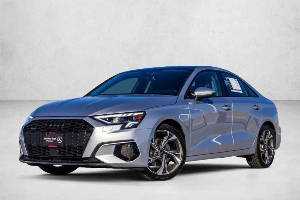 2023 Audi A3 40 Premium photo 1