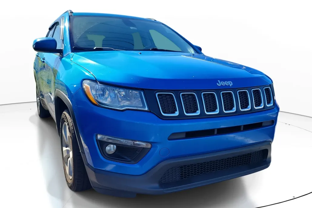 2021 Jeep Compass Latitude photo 1