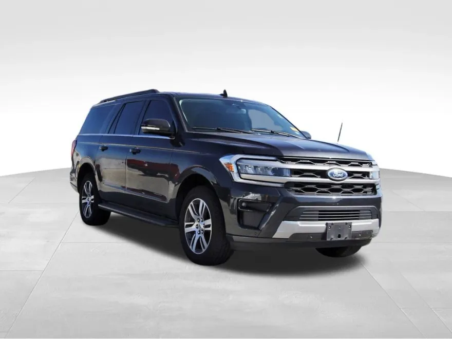 2024 Ford Expedition MAX XLT photo 1