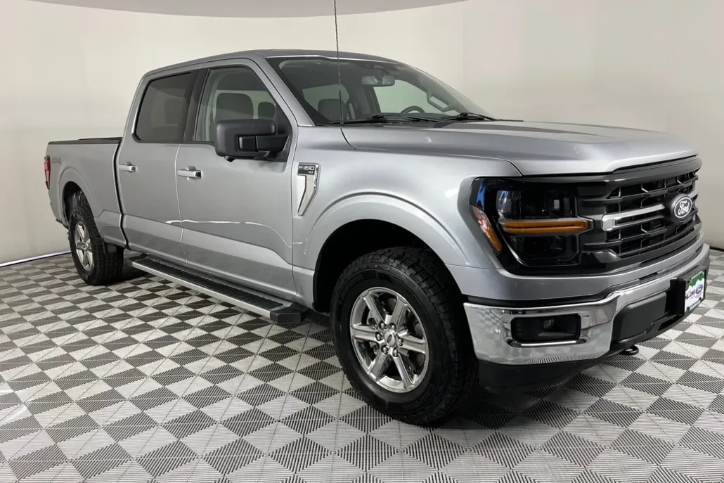 2024 Ford F-150 XLT photo 1