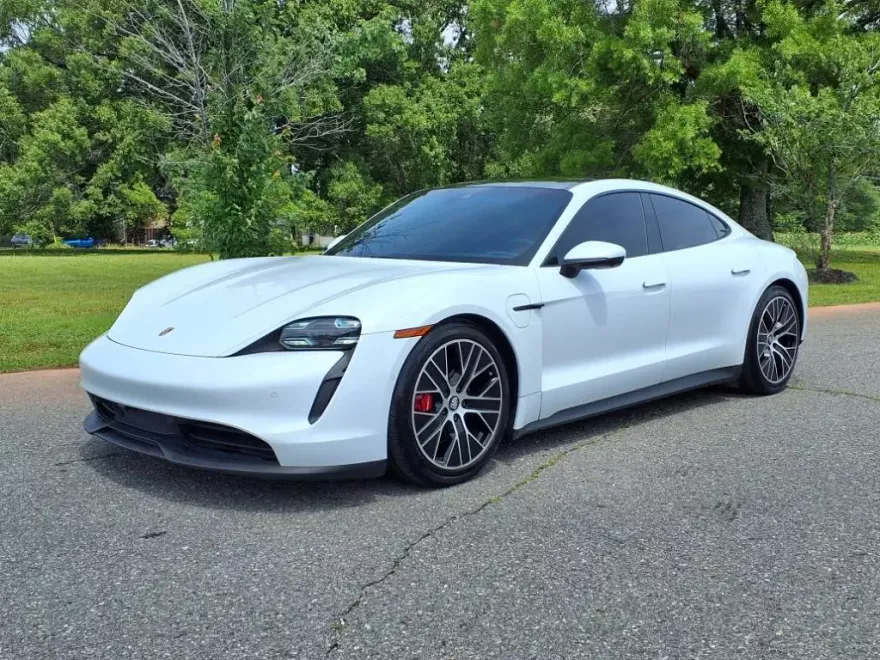 2020 Porsche Taycan 4S photo 1