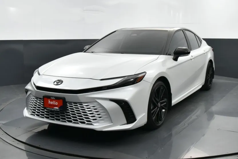 2025 Toyota Camry XSE photo 1