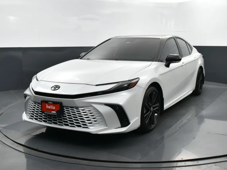 2025 Toyota Camry XSE photo 1