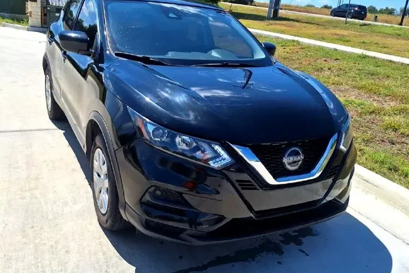 2020 Nissan Rogue Sport S photo 1