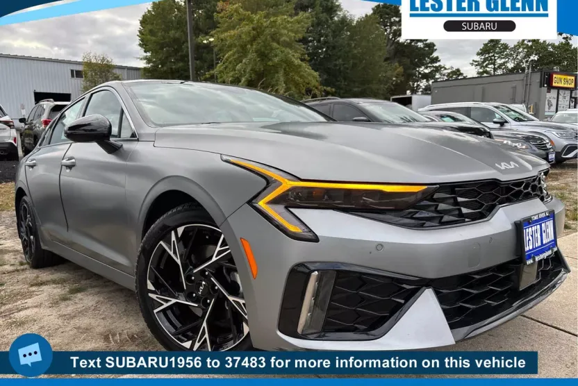 2025 Kia K5 GT-Line photo 1