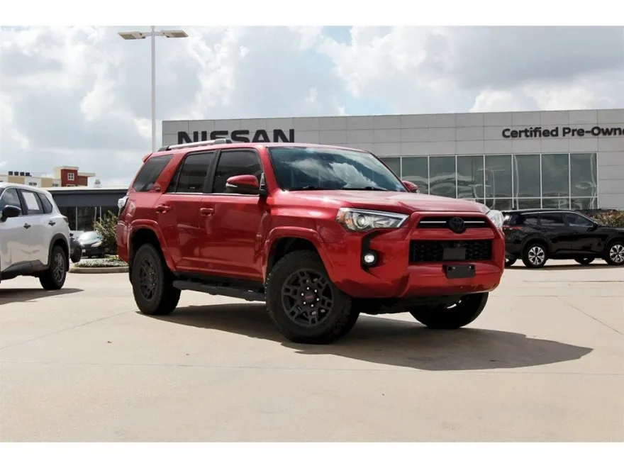 2022 Toyota 4Runner SR5 Premium photo 1