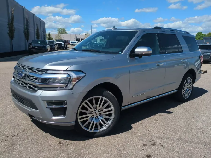 2024 Ford Expedition Platinum photo 1