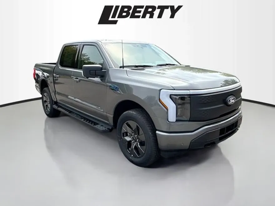 2025 Ford F-150 Lightning photo 1