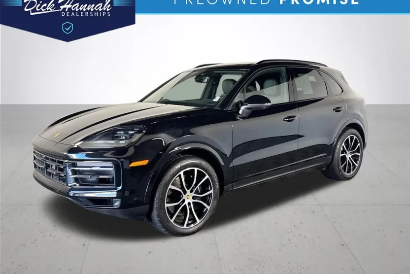 2024 Porsche Cayenne Base photo 1