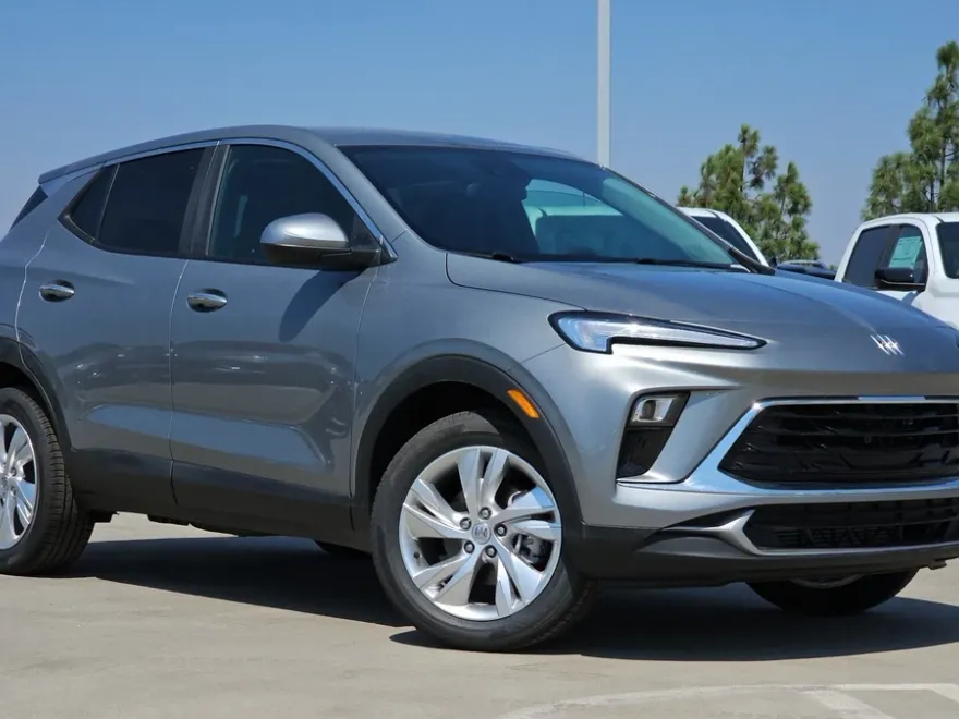 2025 Buick Encore GX Preferred photo 1