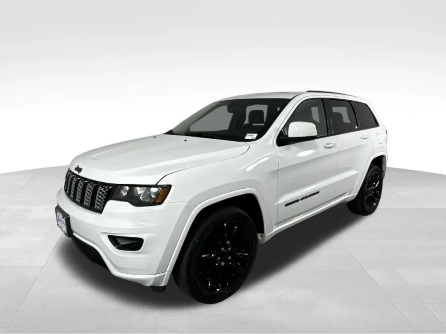 2020 Jeep Grand Cherokee Altitude photo 1