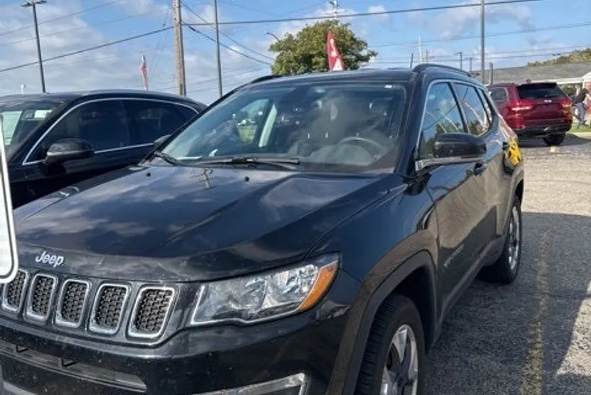 2020 Jeep Compass Limited photo 1