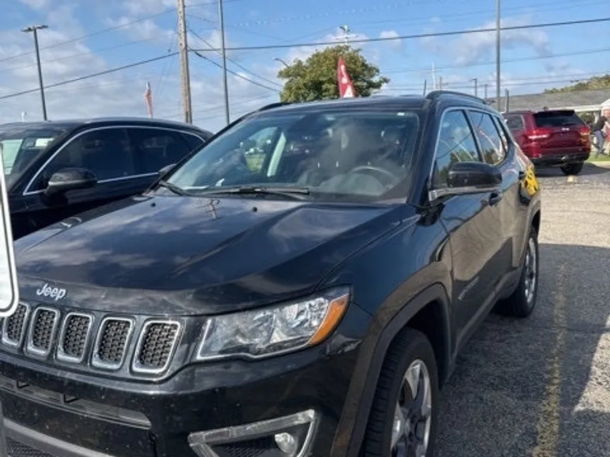 2020 Jeep Compass Limited photo 1