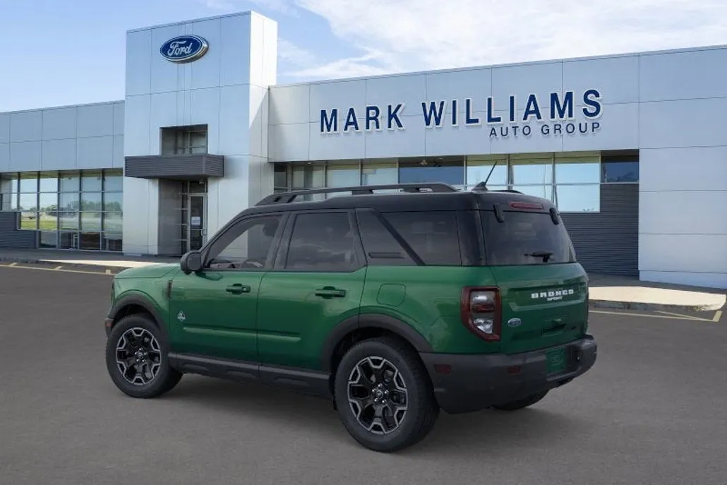 2025 Ford Bronco Sport Outer Banks photo 1
