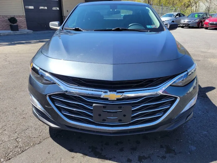 2020 Chevrolet Malibu LS photo 1