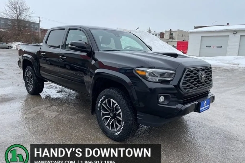 2022 Toyota Tacoma TRD Sport photo 1