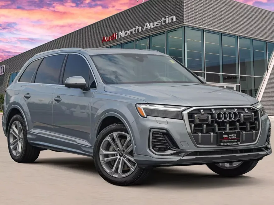 2025 Audi Q7 45 Premium photo 1
