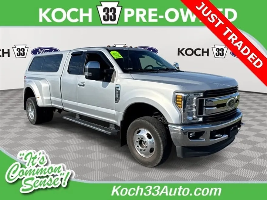 2019 Ford F-350 photo 1