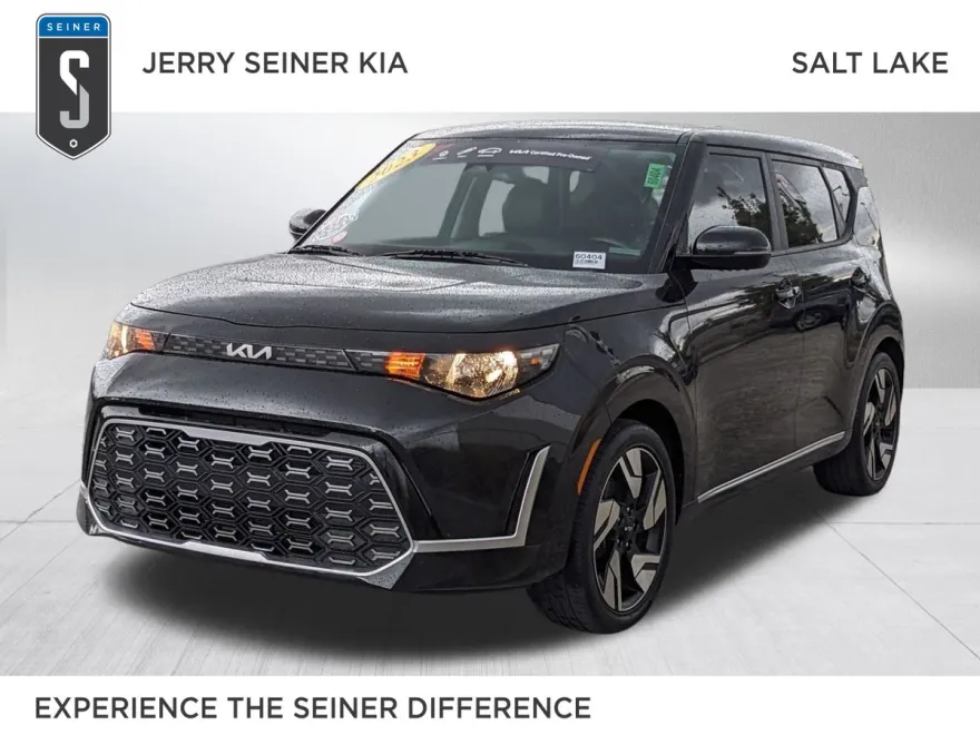 2023 Kia Soul GT-Line photo 1
